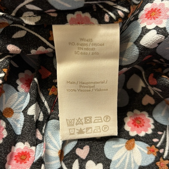 Boden Viola Boho Long Sleeve V Neck Black Floral Blouse US 2P - Picture 10 of 11